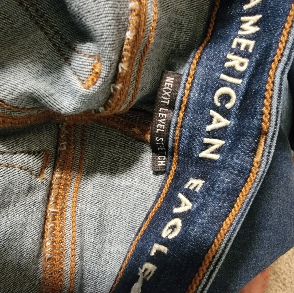 American Eagle Size 4